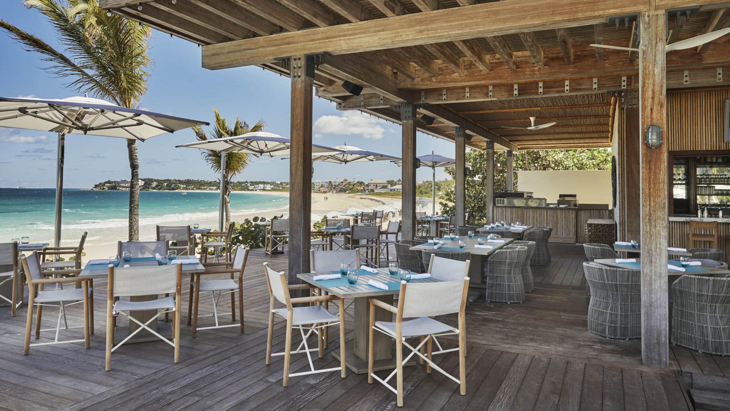 Bamboo Bar & Grill @ Four Seasons