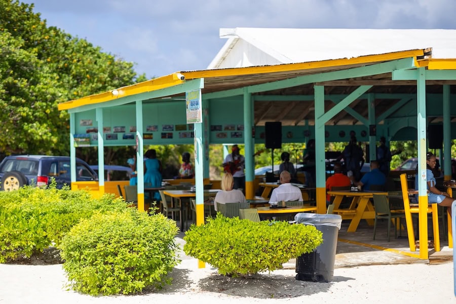 Elodias Beach Bar & Grill